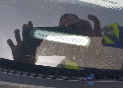 2011 Audi A4 2.0T Premium z USA, uszkodzony, nr VIN WAUEFAFL6BN000275